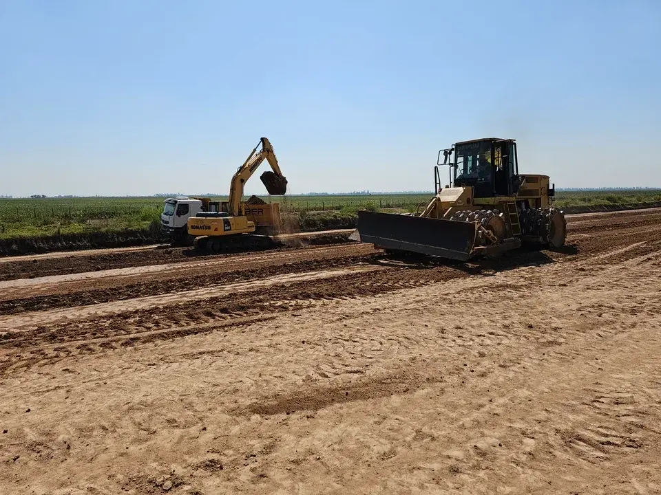 Ejecución de la Autopista Nacional Ruta 19