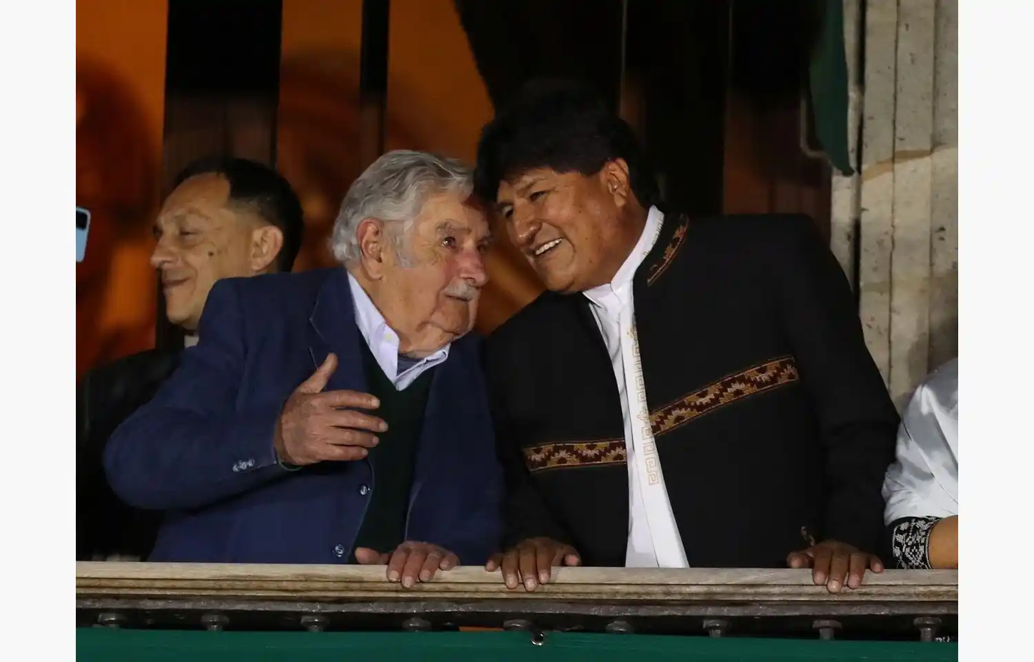 "Un mundo mejor. En eso creyó, militó y vivió Pepe Mujica", recordó el presidente español.