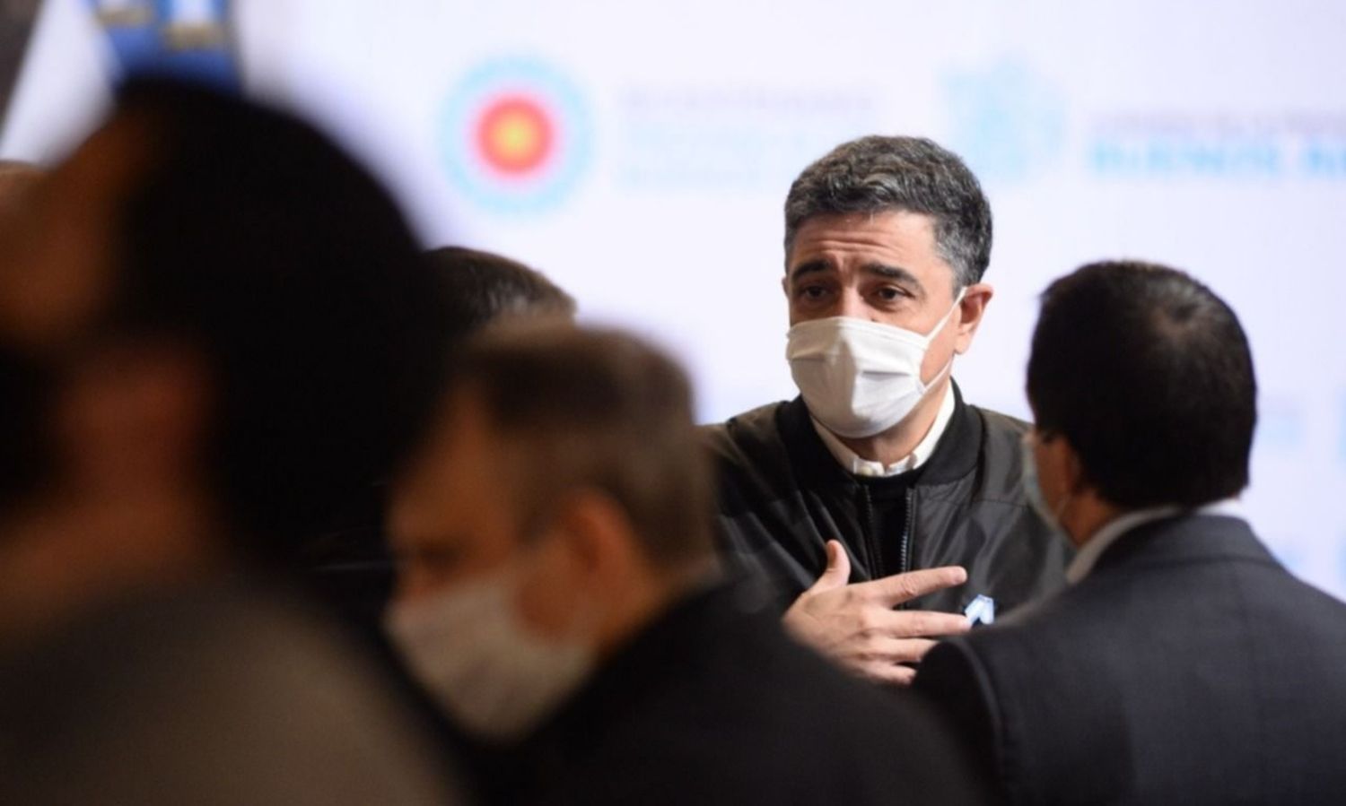 Vicente López: Intendente se quejó que los hipermercados "vendan de todo" y los comercios no