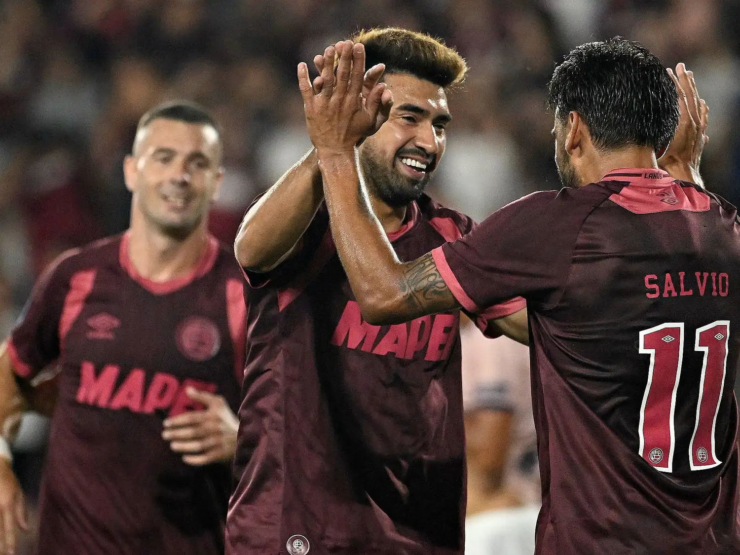 Lanús, con puntaje ideal en la zona A