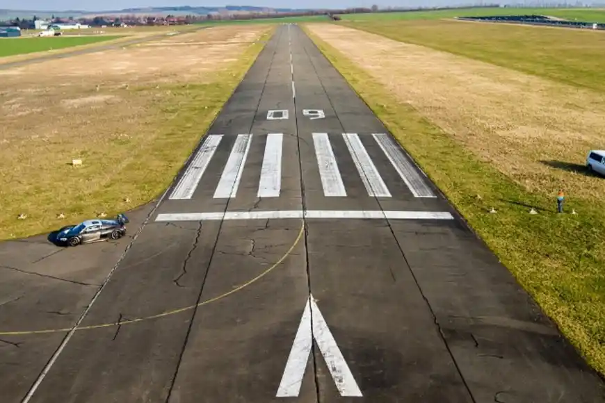 Una aeronave en problemas debió aterrizar de emergencia en la costa del Uruguay