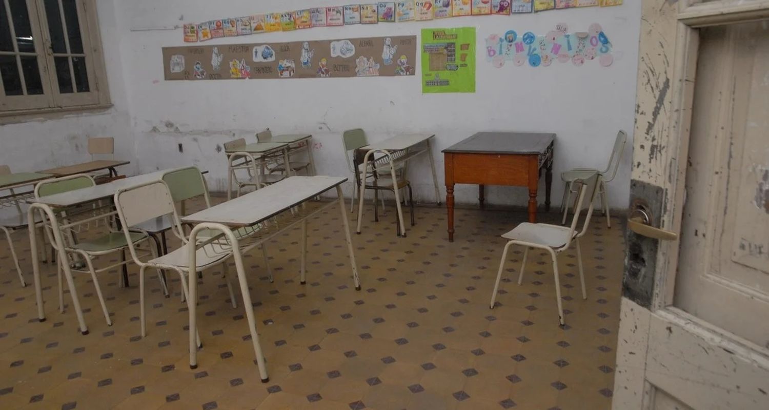 Educación envió una circular para que se garantice que las escuelas públicas estén abiertas aun cuando haya paro