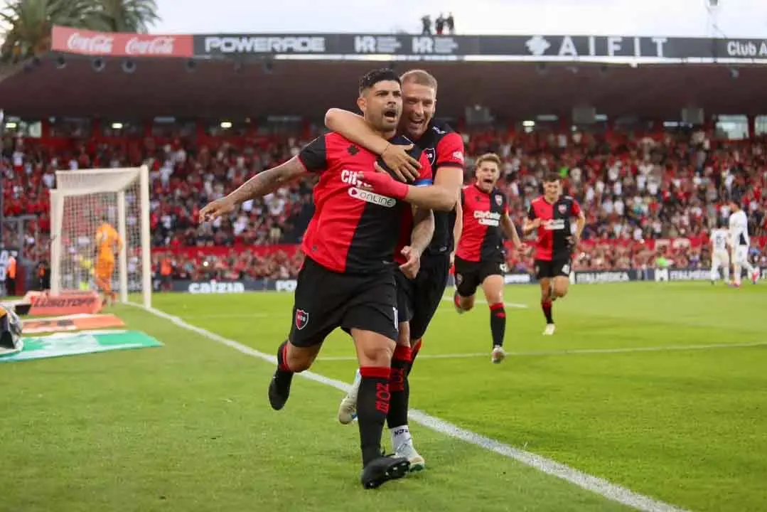 Independiente perdió en su visita a Newell’s por la Liga Profesional y se aleja de la Copa Libertadores