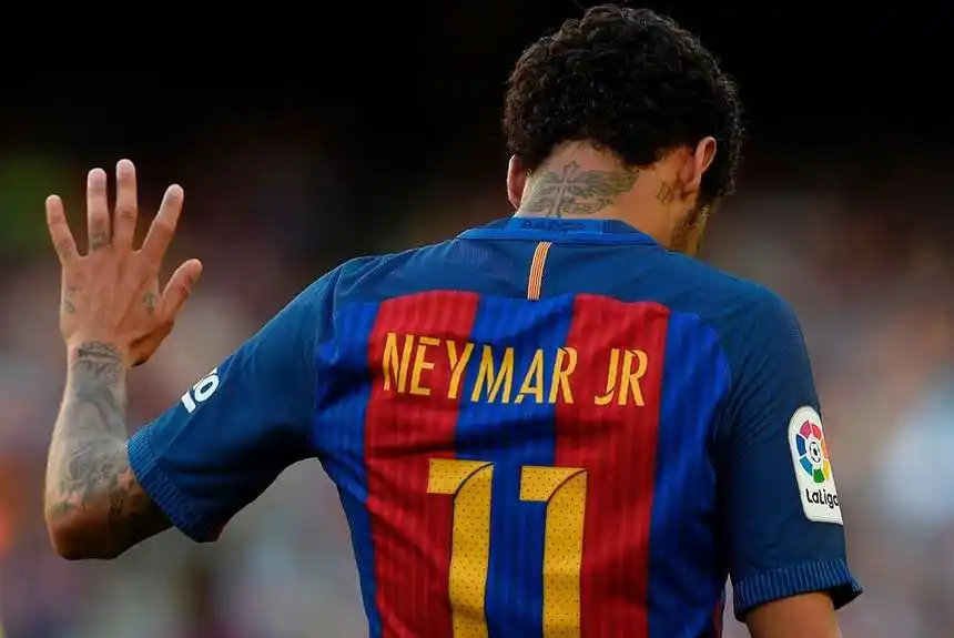 Los porqués de la salida de Neymar