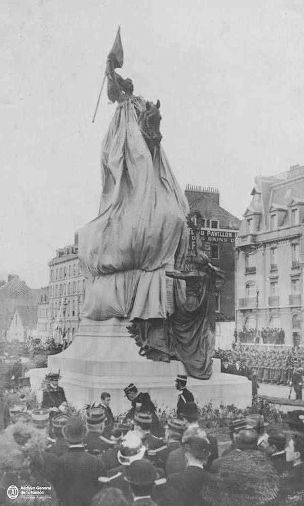 El homenaje al libertador en Francia y el milagro posterior