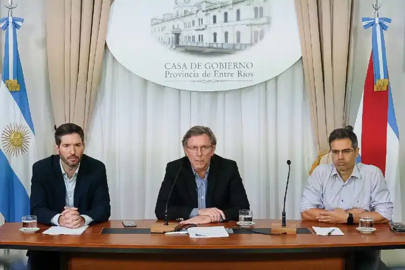 La provincia acordó con un laboratorio entrerriano la provisión de alcohol en gel