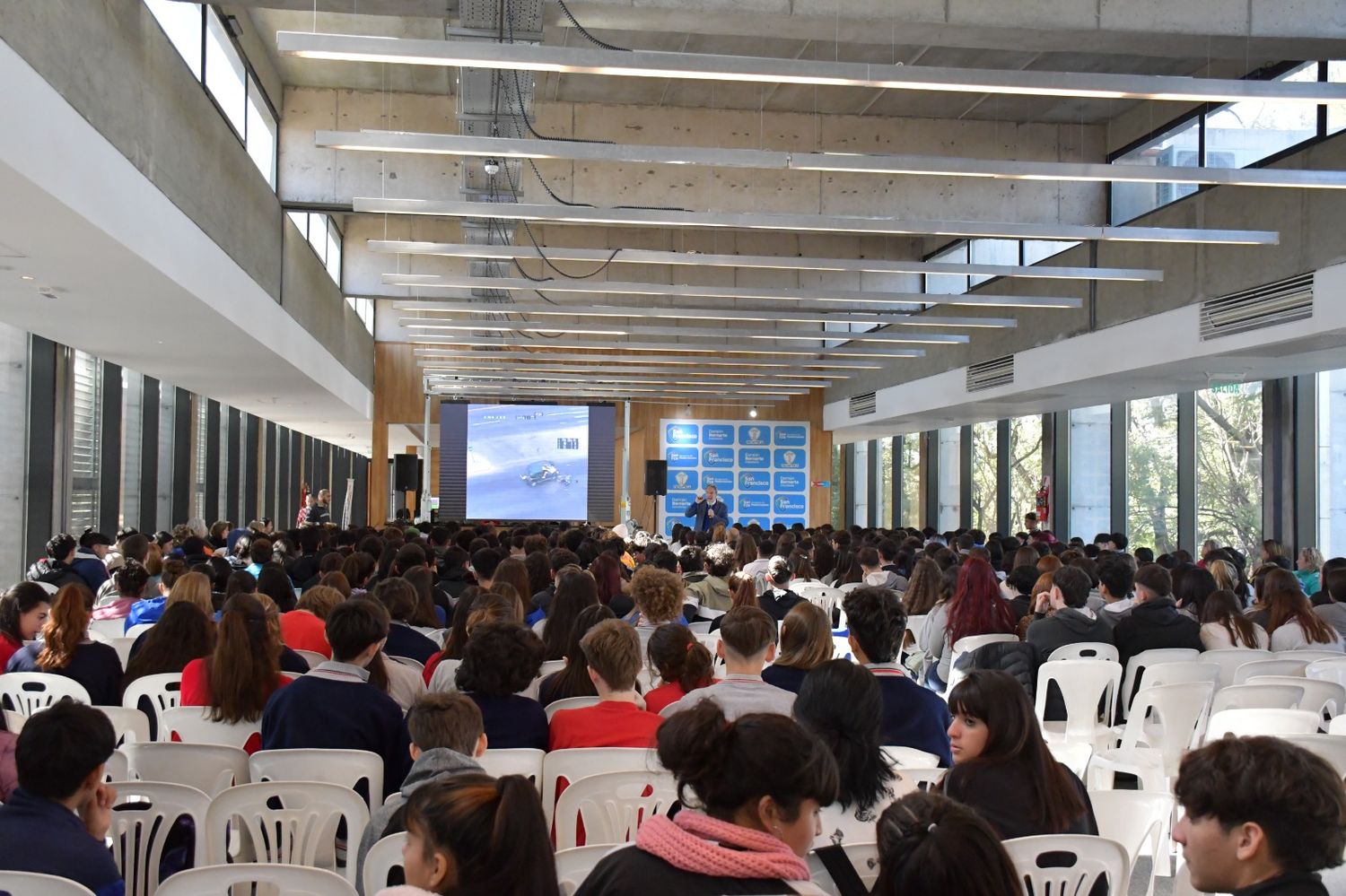 Charla sobre seguridad vial