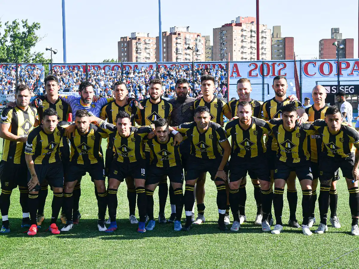 Madryn le ganó a Racing logró el ascenso