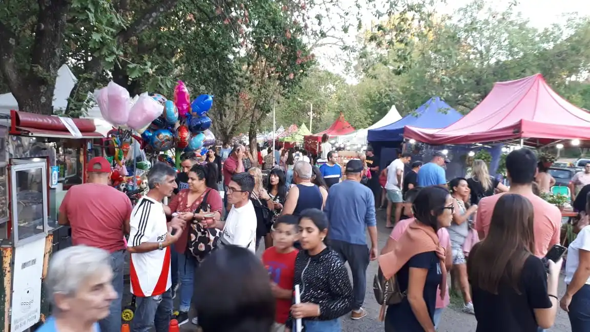 Miles de turistas visitan San Pedro, ¿qué se puede hacer?