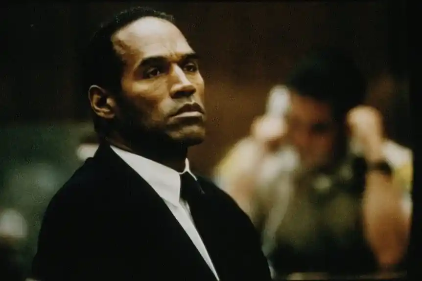 O. J. Simpson, durante el juicio por el doble asesinato de su exesposa y su amigo. ( Ted Soqui/Sygma via Getty Images)