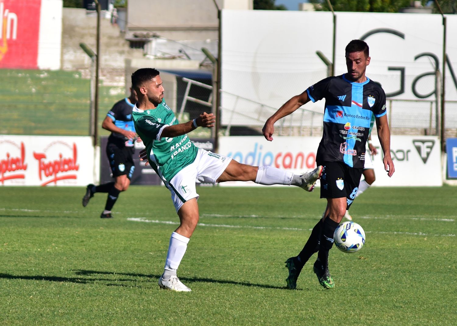 Sportivo busca los tres puntos en Entre Ríos.