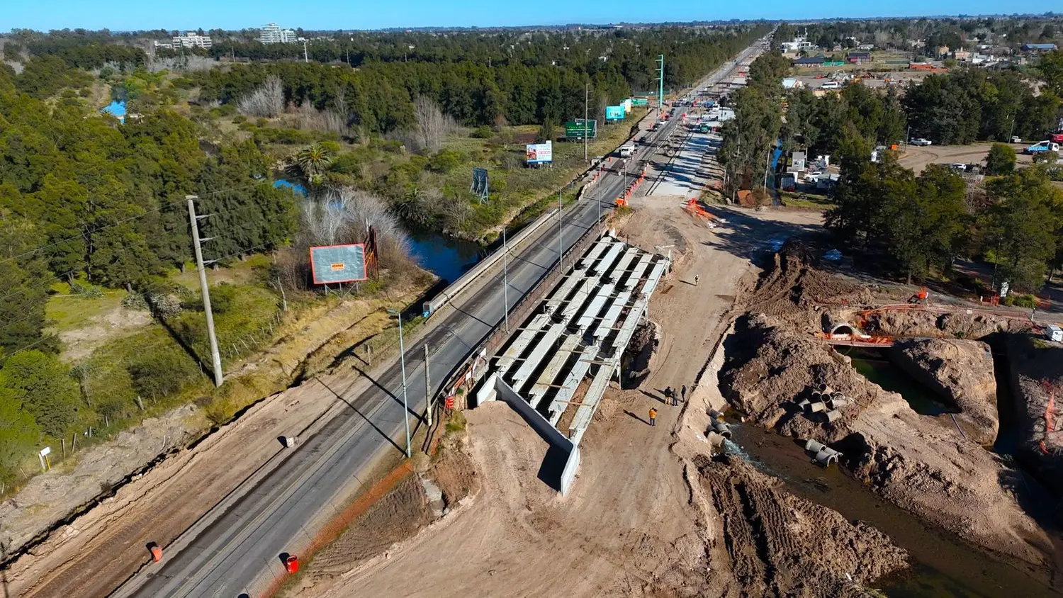 Avanza la obra de ensanchamiento de avenida Newbery en zona noroeste