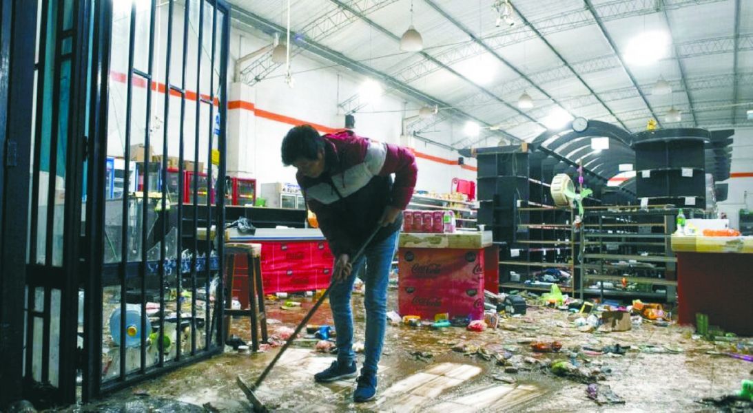 El Gobierno ya aplicó el retiro a los ocho detenidos.