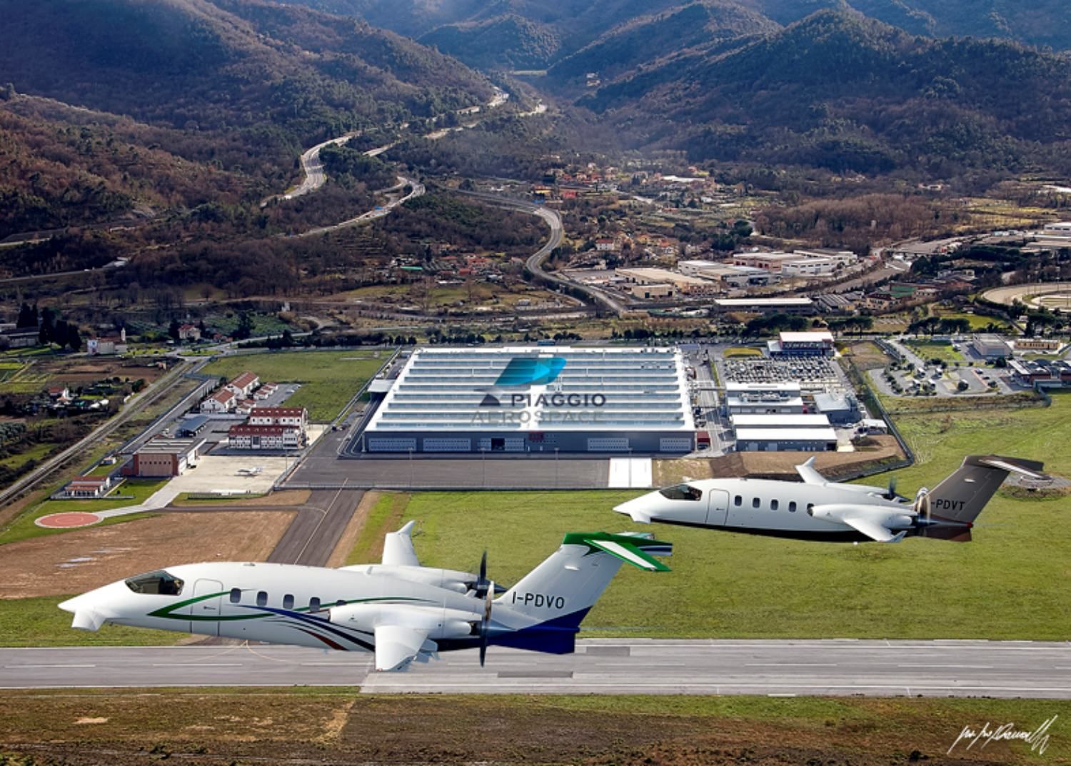 Cuatro ofertas para adquirir Piaggio Aerospace