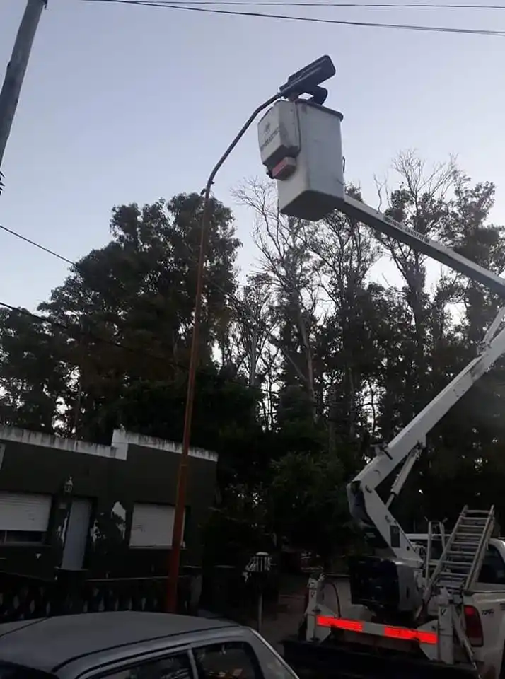 Wheelwright entre las primeras comunas en contar con 100% iluminación LED