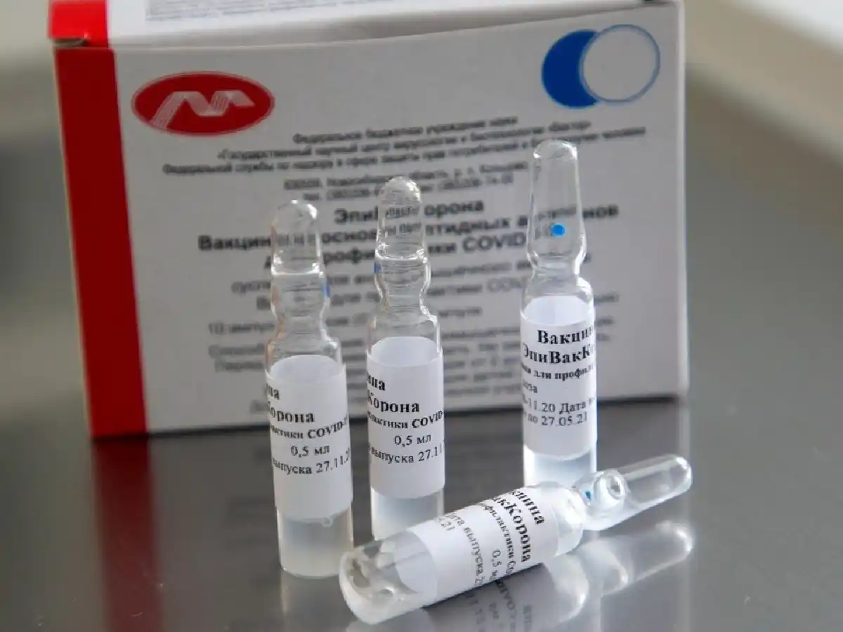 Una nueva vacuna rusa contra el covid arrojó un 100 por ciento de eficacia