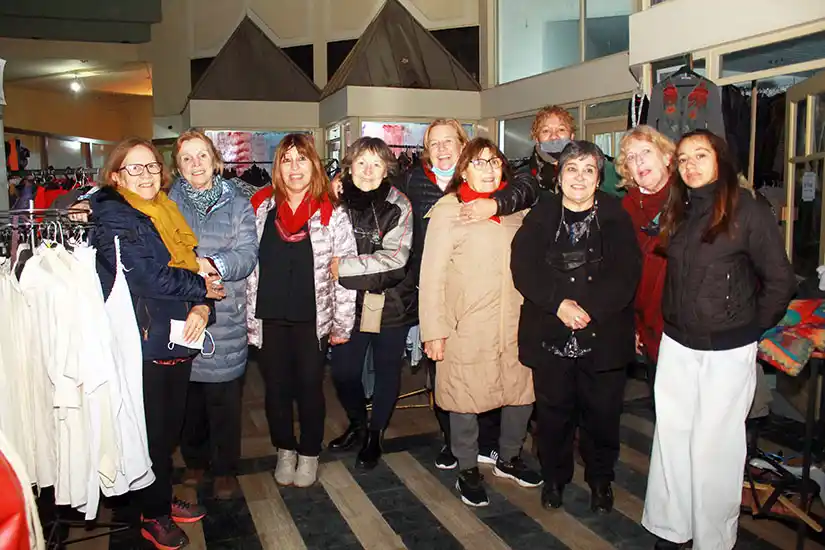 Se amplía la feria del Hospital