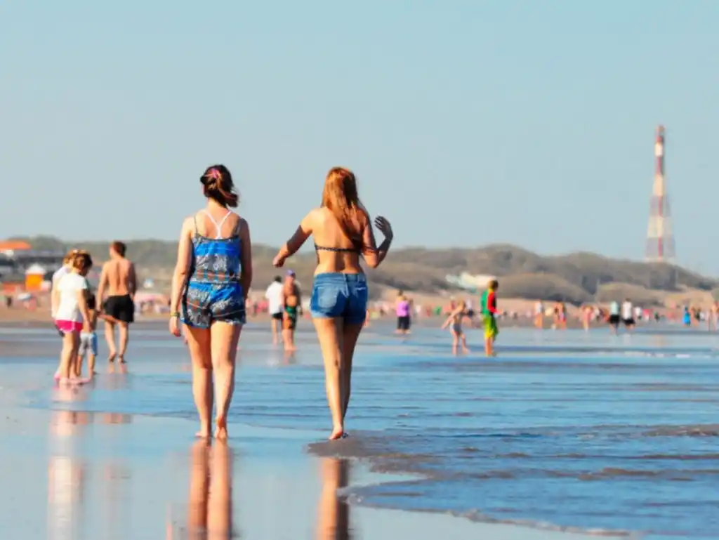 Monte Hermoso: “La temporada de verano va a ser la mejor de los últimos 30 años”, afirmó Dichiara