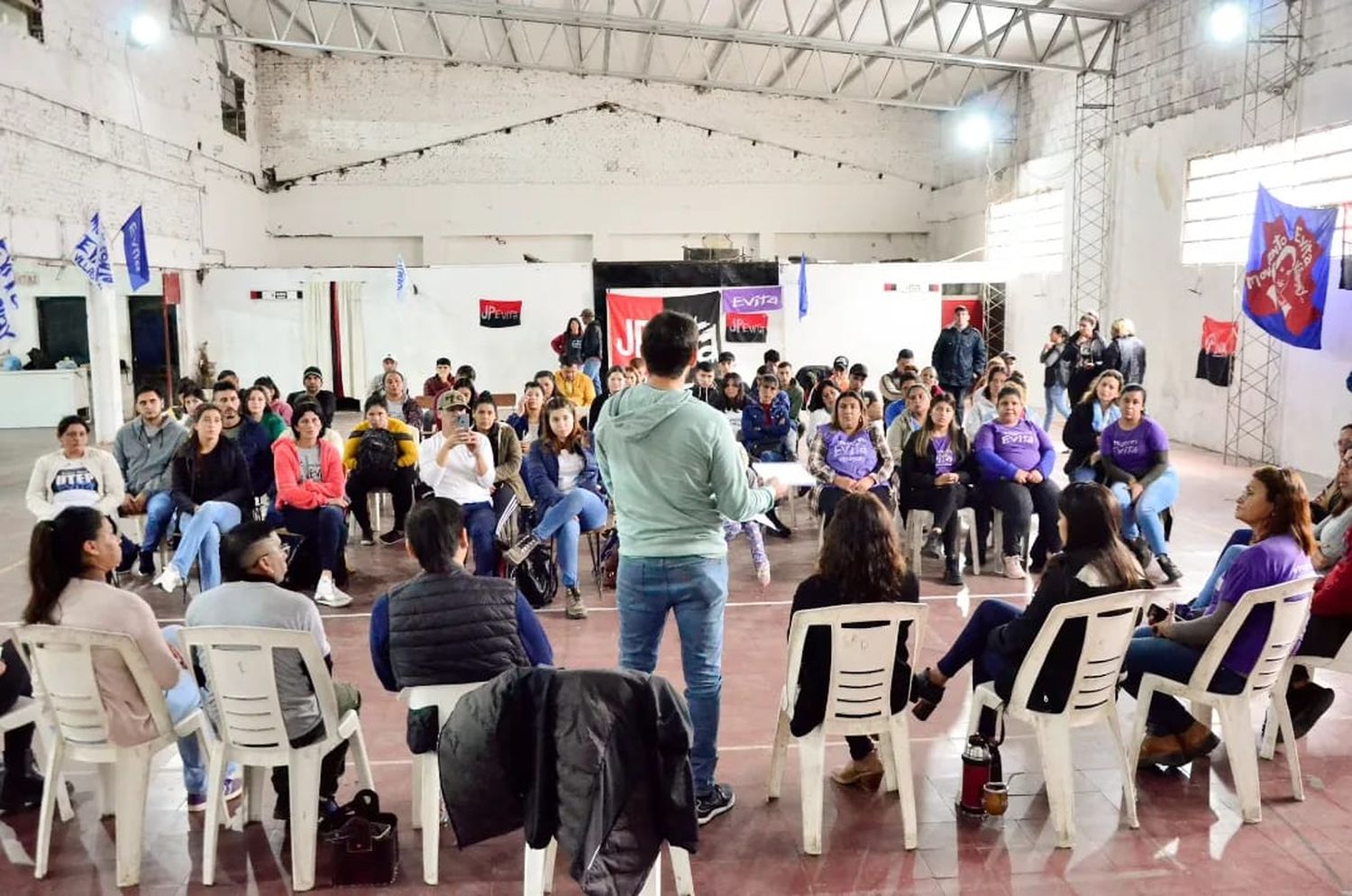 Emiliano Tutau realizó una recorrida por Villaguay