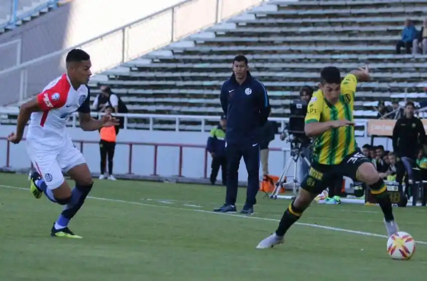 Se lo llevaba San Lorenzo, pero Aldosivi lo empató en el final