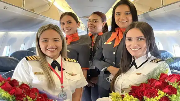 ¡POR PRIMERA VEZ EN LA HISTORIA! Se realiza un vuelo de Conviasa en Venezuela con UNA TRIPULACIÓN FEMENINA