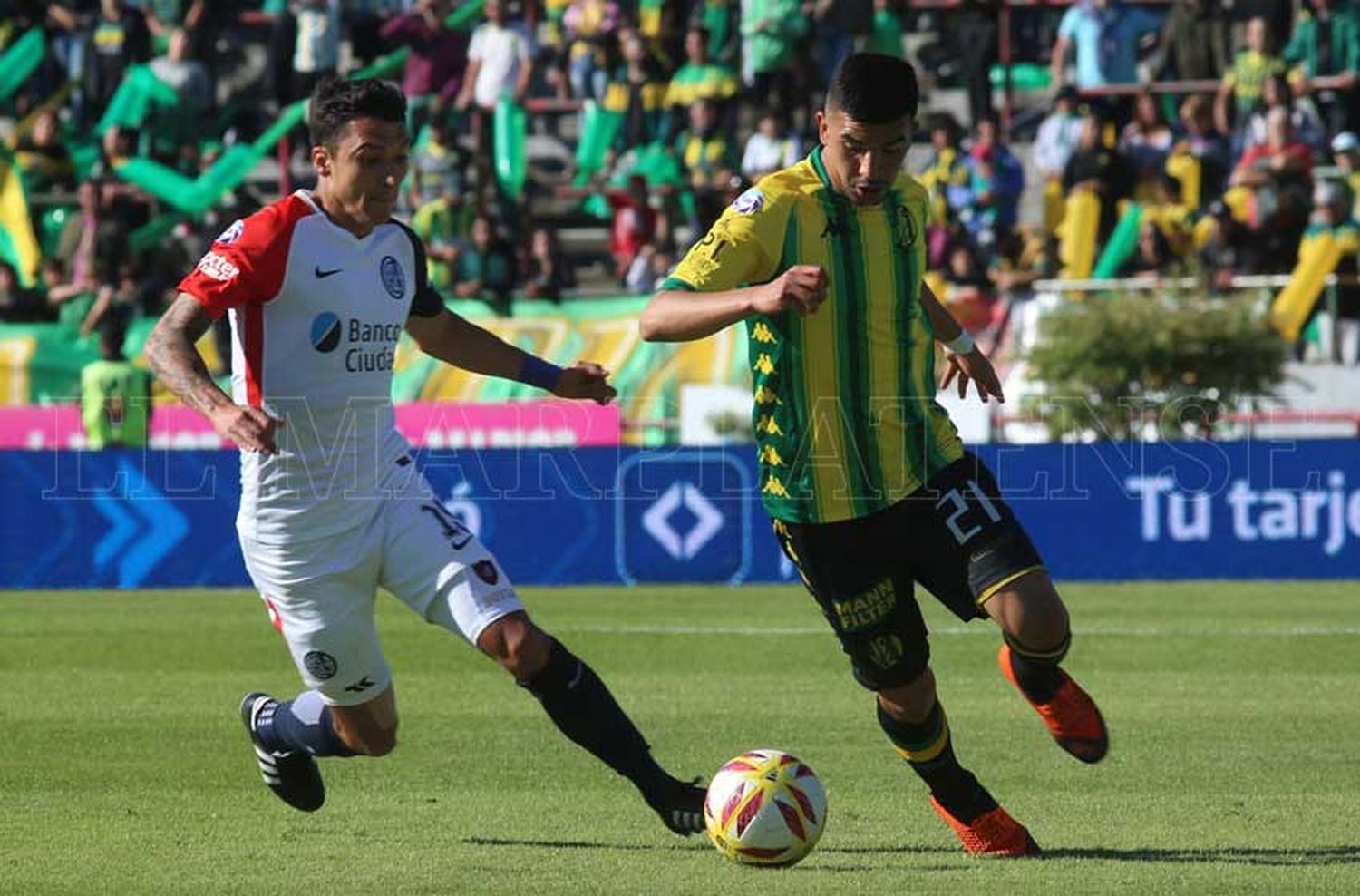 Aldosivi rescató un punto en un agónico empate ante San Lorenzo