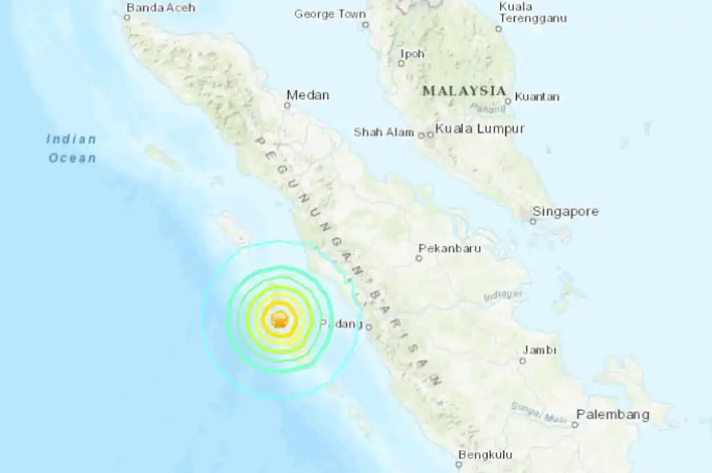 Indonesia emitió una alerta de tsunami tras un sismo de magnitud 7,3