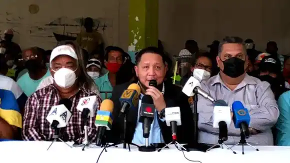 PICA EL ALACRÁN: José Brito arremetió contra Barreto Sira y lo llamó «indolente» e «ineficaz»