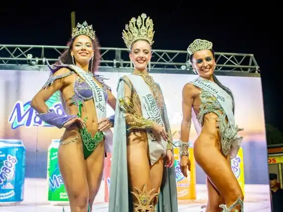 Marcelina Carbone, primera finalista en la elección de la Representante Provincial del Carnaval