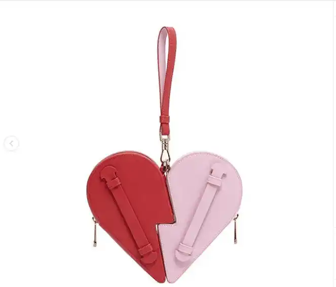 Katy Perry y Orlando Bloom recibieron a su hija al tiempo que ella lo hará con "Smile". Foto: Instagram