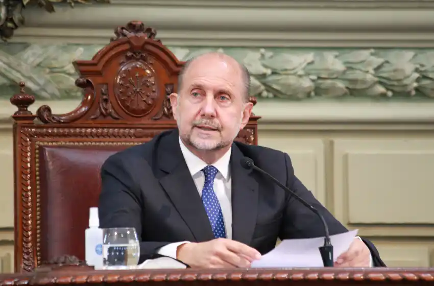 Perotti: «La continuidad de la presencialidad en las escuelas reclama la responsabilidad ciudadana de los adultos»