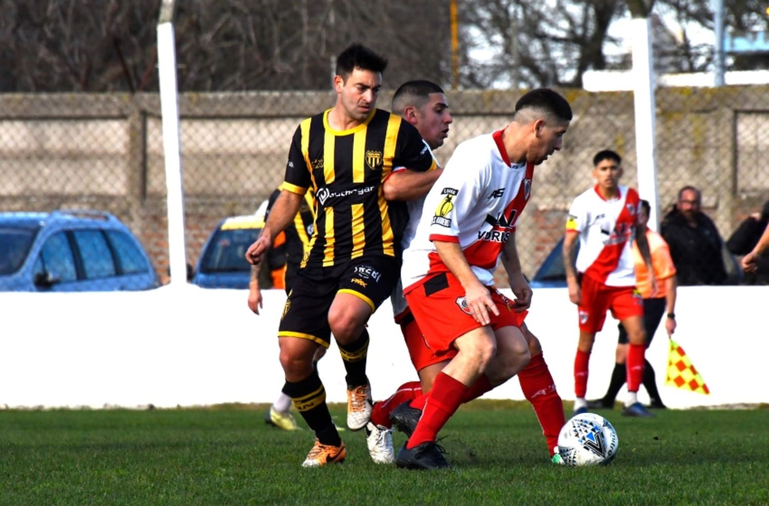 Fútbol local: mientras en la Zona Campeonato se pelean la punta, San José lidera en la Reválida