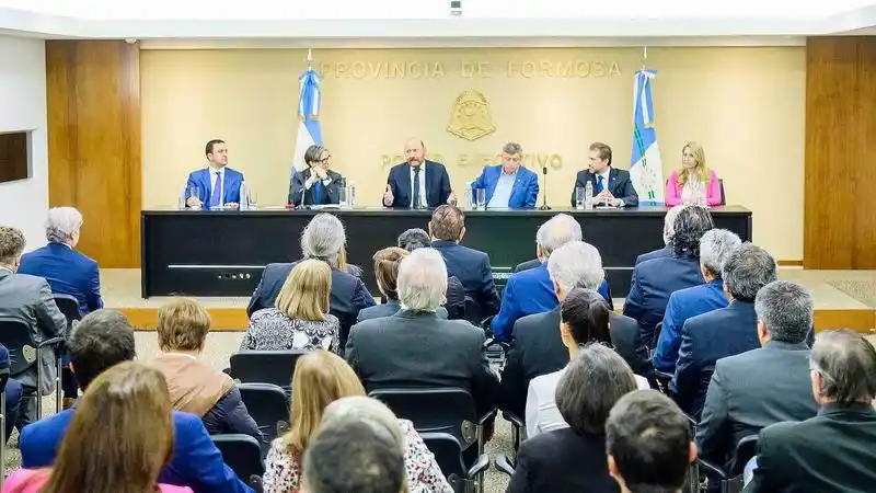 Presentaron avances del proyecto del 
puente que unirá Pilar - Colonia Cano