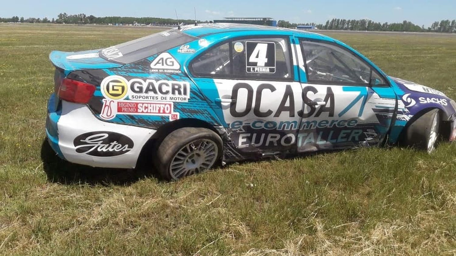 Leonel Pernía: “Duele mucho ver el auto así”