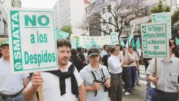 Avanza en el Congreso un proyecto que pone límites a las suspensiones