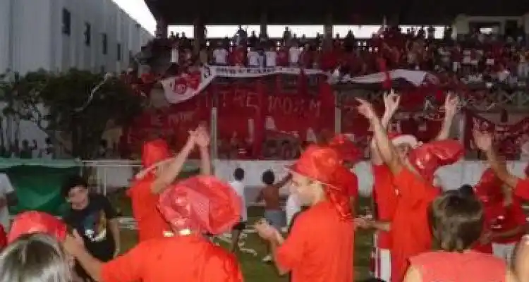 A pesar de los incidentes Mitre festejó el bicampeonato