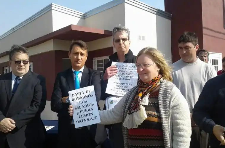 La filial María Grande de Agmer le recordó los reclamos del gremio a Lara