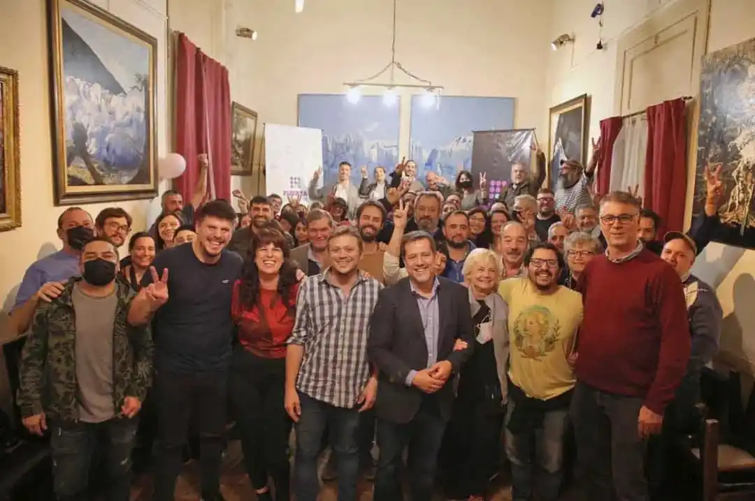 La interna del Frente de Todos pudo hasta con Los Irrompibles: Radicales K dejaron a Santoro y lanzaron nuevo espacio