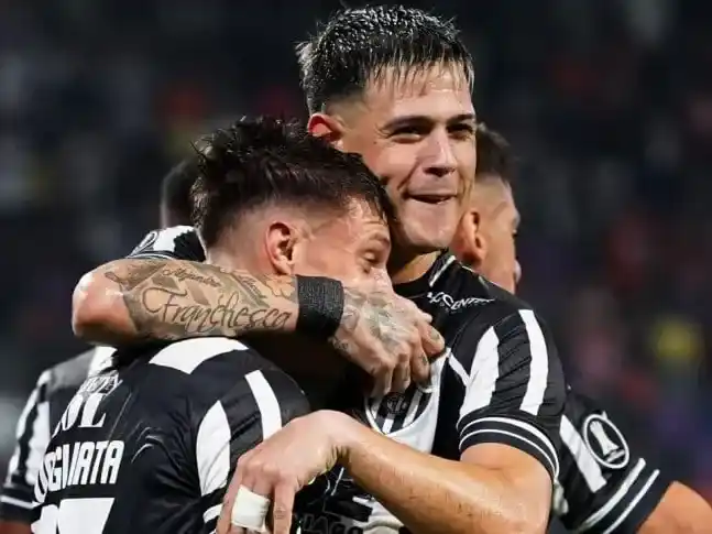 Los santiagueños reciben a Flamengo en el "Madre de Ciudades" a las 21:30.