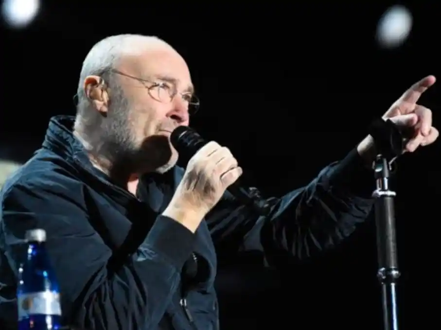 Phil Collins internado pero bien 2