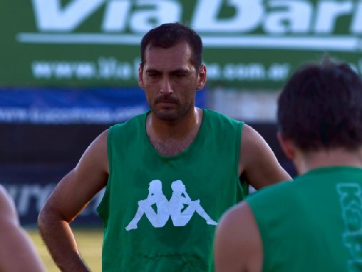 El "Tecla" Farías jugará en el "9" de Freyre