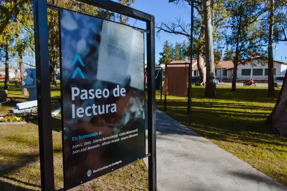 Periodistas de la cultura gualeya
