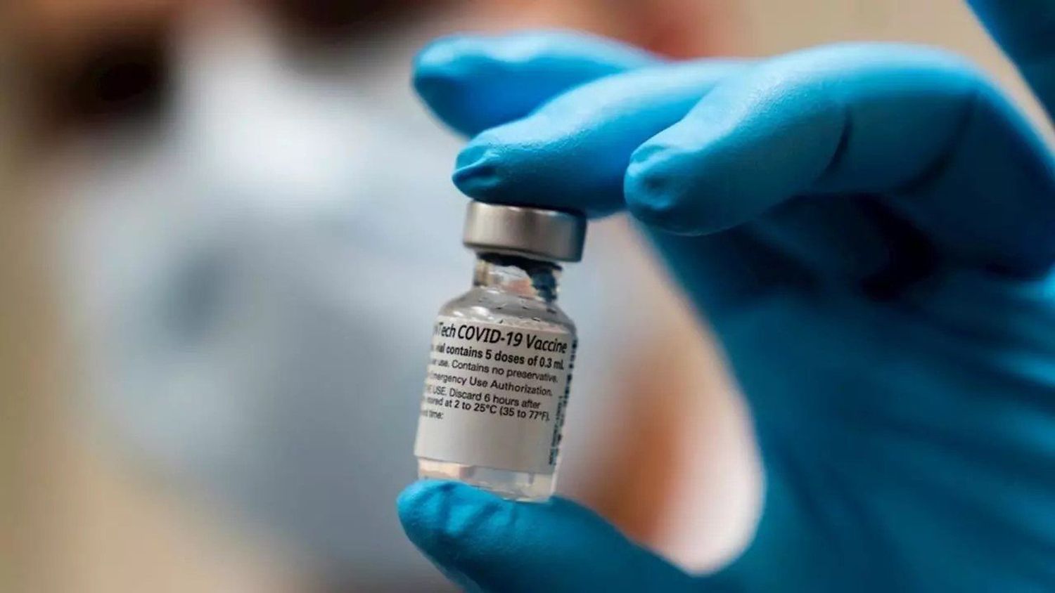 Unión Europea aprueba vacuna de Pfizer/BioNTech contra el COVID-19