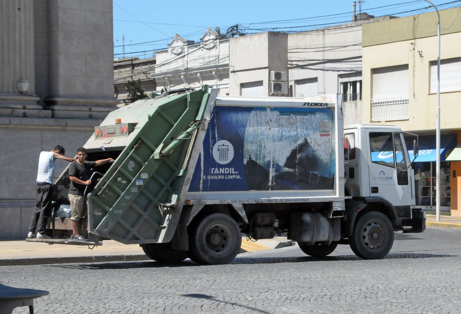 Así funcionarán los servicios durante el fin de semana largo