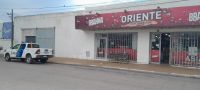 Llenaron el changuito en un supermercado, simularon el pago y huyeron