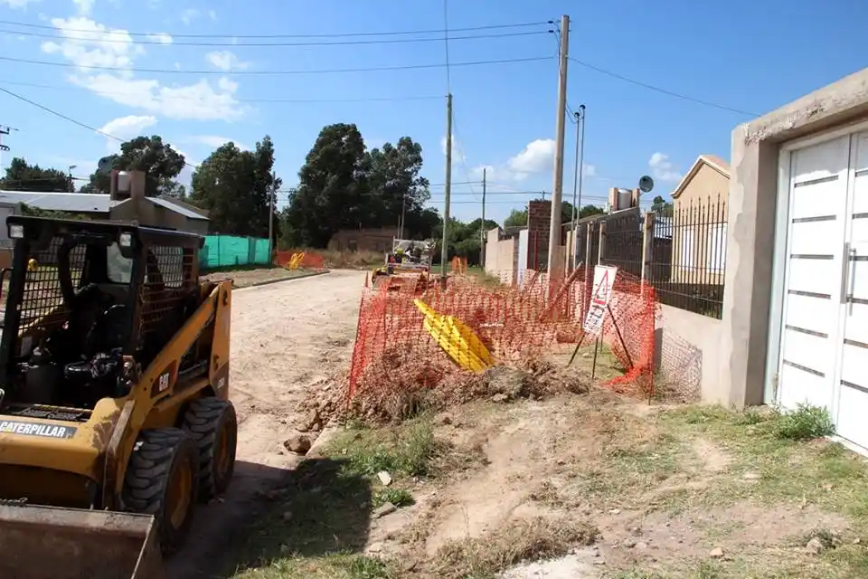 Amplían la red de gas en un sector del barrio Suteba