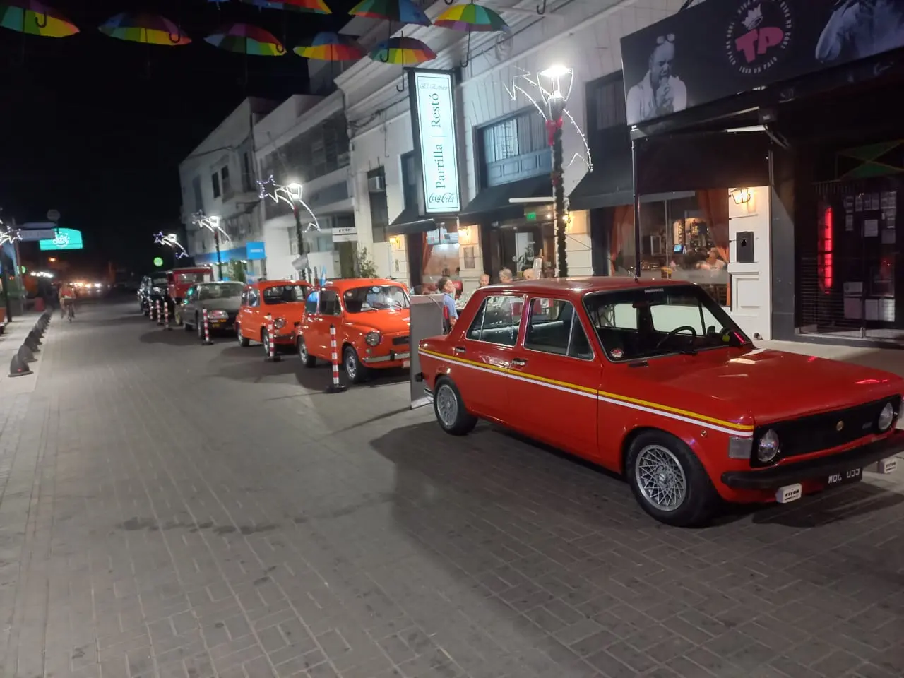 El Club de Autos Clásicos y Antiguos de San Pedro realiza la última exhibición del año este viernes.