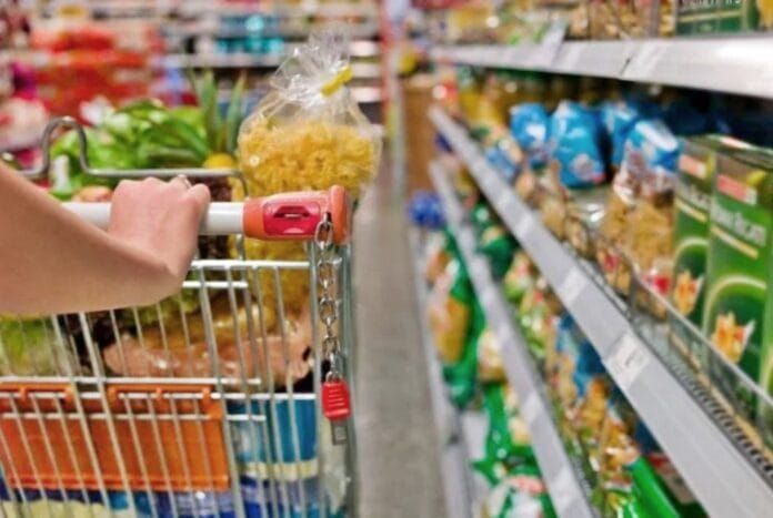 Una familia necesitó más de 345 mil pesos para no caer en la pobreza