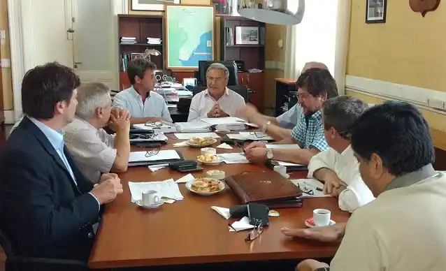 El gobierno trabaja la obra pública del presupuesto 2017 junto a los legisladores