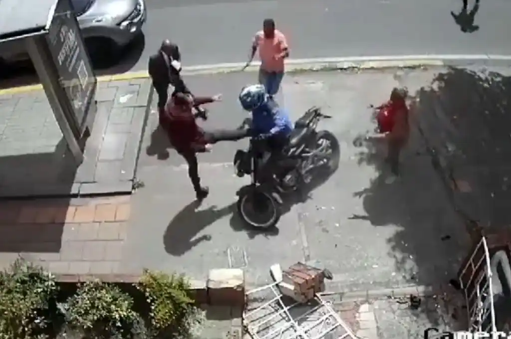 Vecinos lincharon a delincuentes